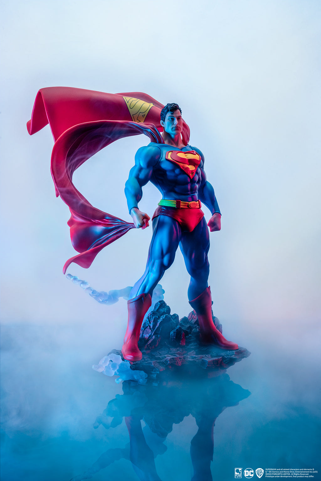 DC HEROES : Superman Classic PX PVC 1/8 Statue