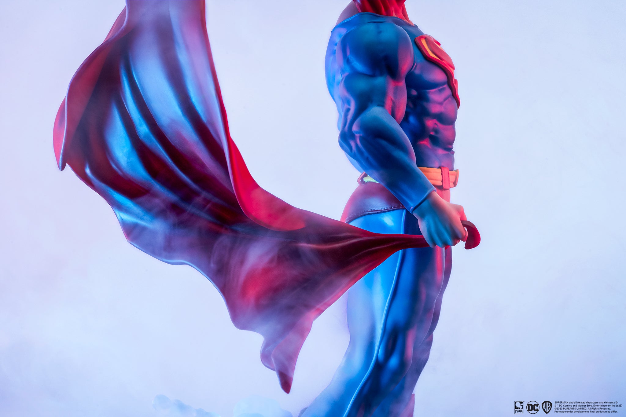 DC HEROES : Superman Classic PX PVC 1/8 Statue