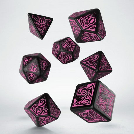 Call of Cthulhu 7th Edition - Black & magenta Dice Set'