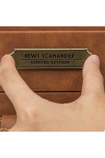 Fantastic Beasts Replica 1/1 Newt Scamander Suitcase Limited Edition