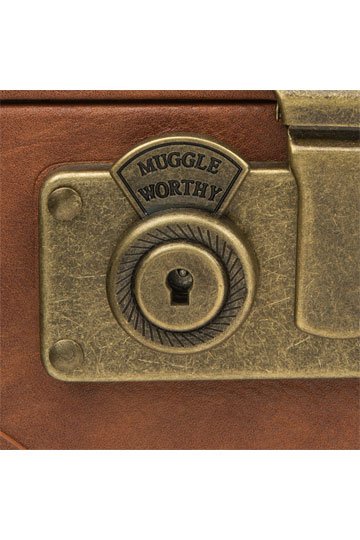 Fantastic Beasts Replica 1/1 Newt Scamander Suitcase Limited Edition